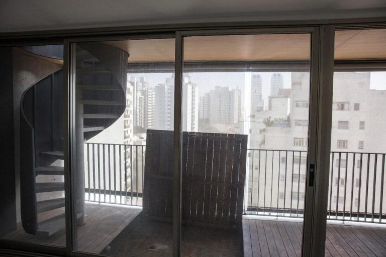 Apartamento á venda Rua Calixto da Mota em São Paulo SP