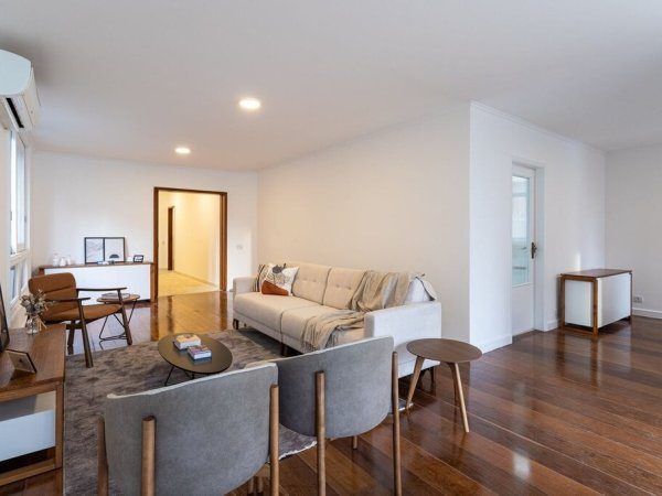 Ap., R. José Maria Lisboa, Jd. Paulista SP, perto do Metro